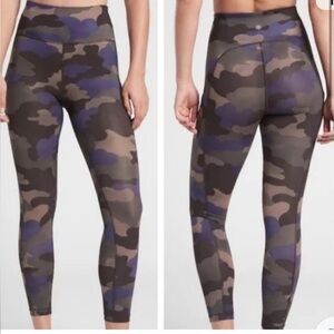 Athleta ultimate stash pocket printed 7/8 camo tights leggings small tall‎